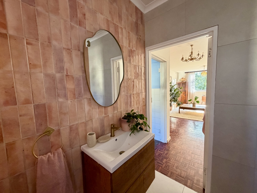 To Let 2 Bedroom Property for Rent in Oranjezicht Western Cape
